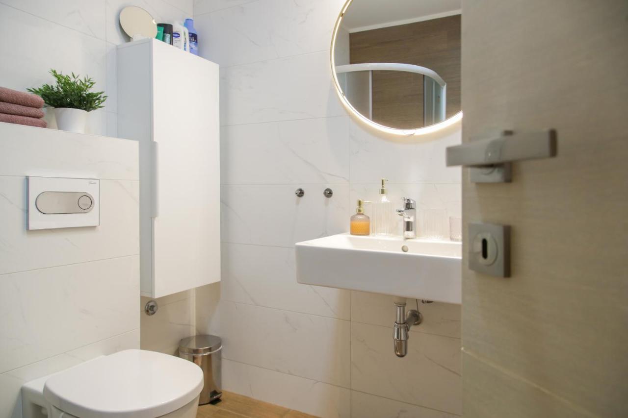 Supernova City Center - Free Private Parking Нови-Сад Экстерьер фото